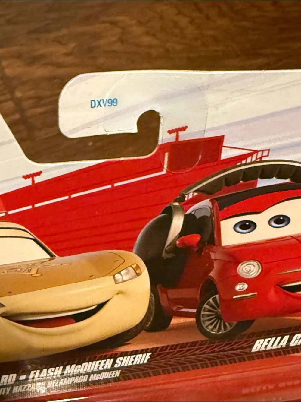 Disney Pixar Cars On The Road 2-Pack McQueen Deputy Hazzard & Bella Cadavre NIP